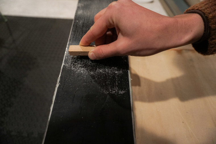 Make It Last How to Wax Skis and Snowboards Campman