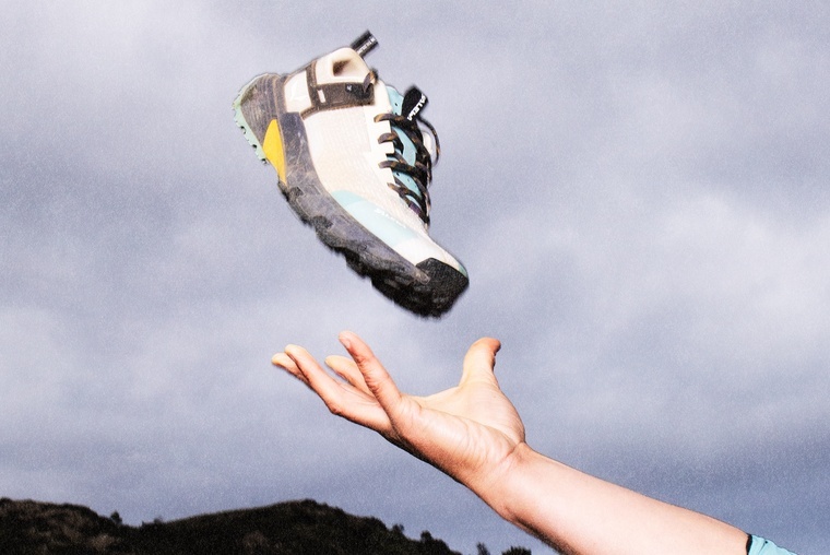 Salewa Pedroc Light Mid PTX Salewa Pedroc Light Mid PTX hiking boot on ridgeline