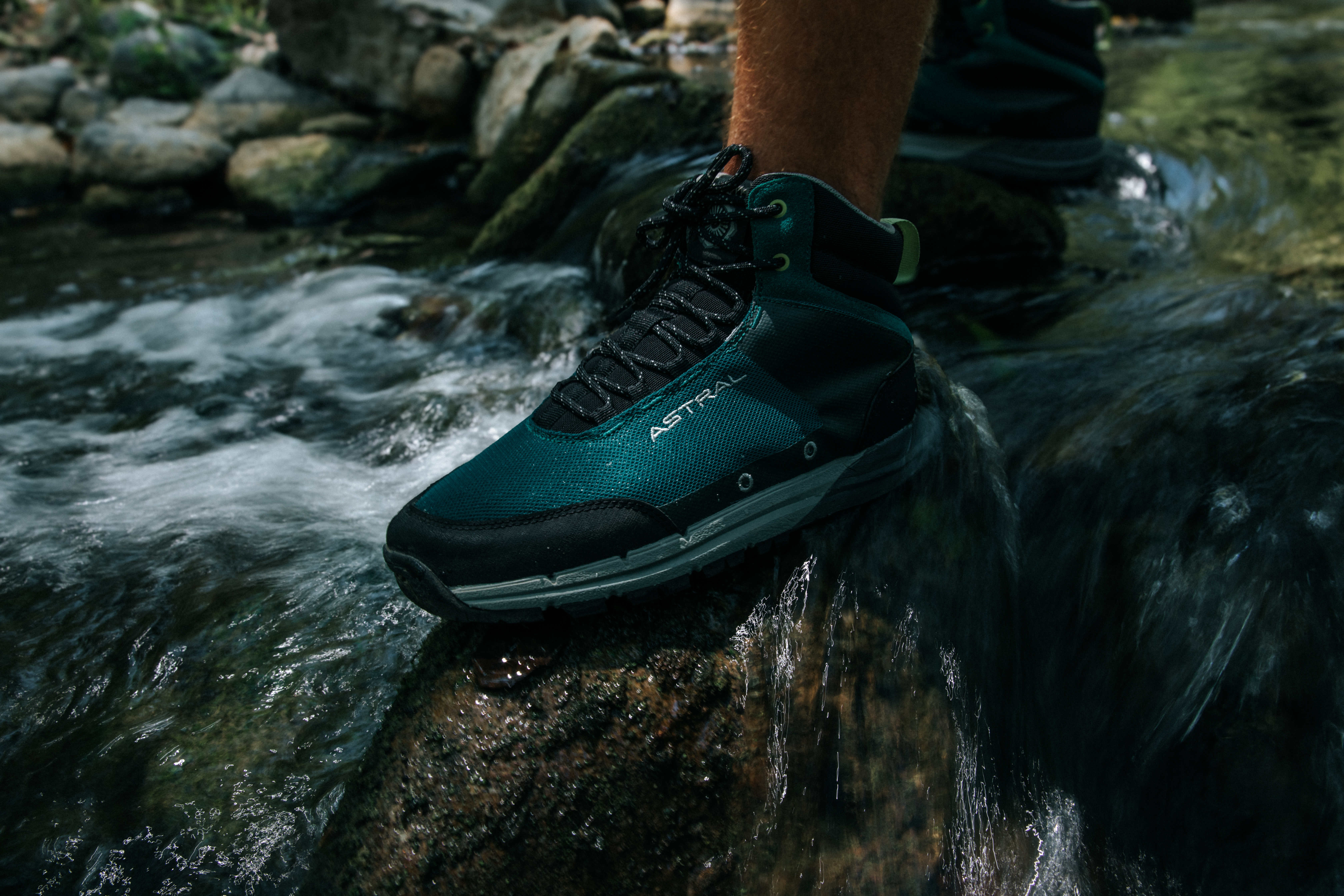 Astral TR1 Merge 2.0 Astral TR1 Merge 2.0 hiking boot in canyon and river terrain